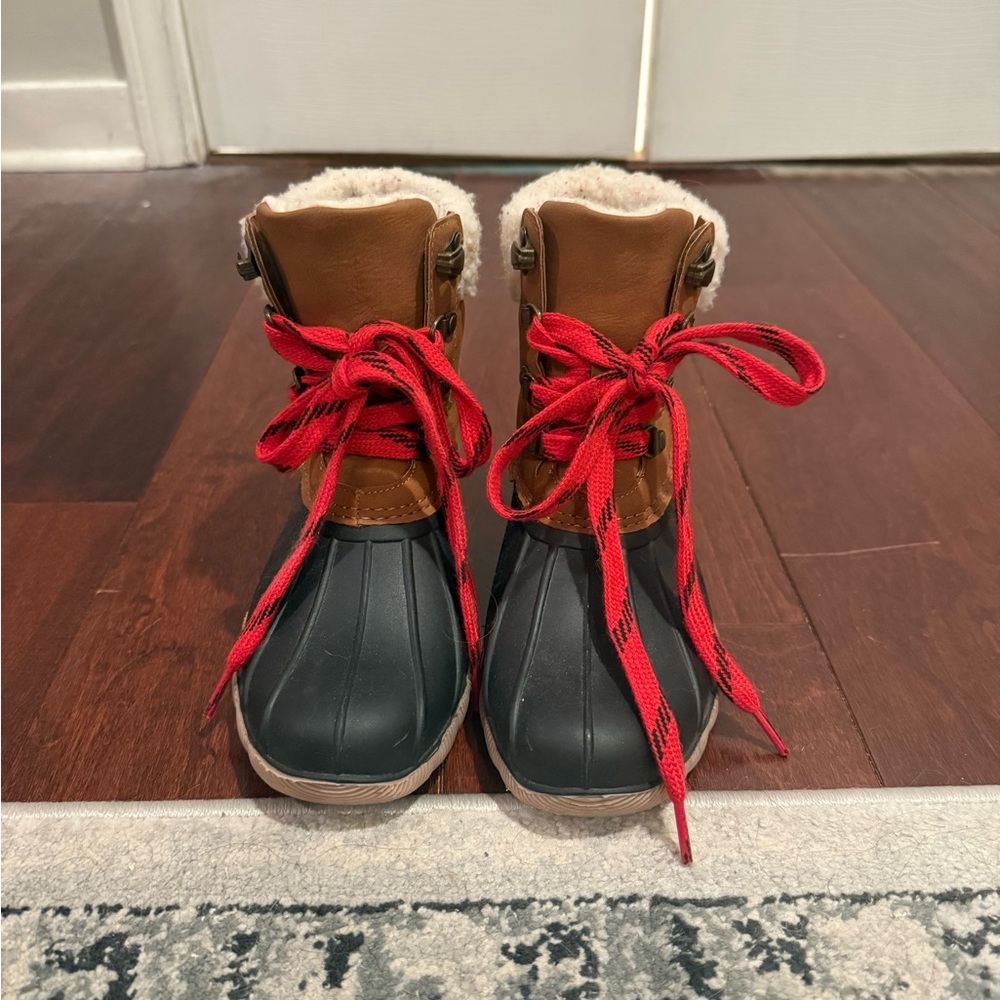 Magellan Duck Boots Size 6
